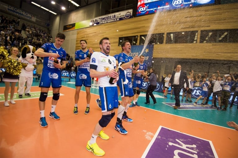 Roeselare is voor de vijfde keer op een rij landskampioen volleybal