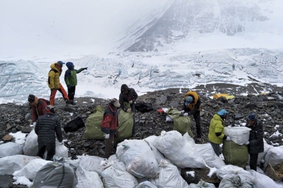 Vier klimmers dood in tent gevonden op Everest