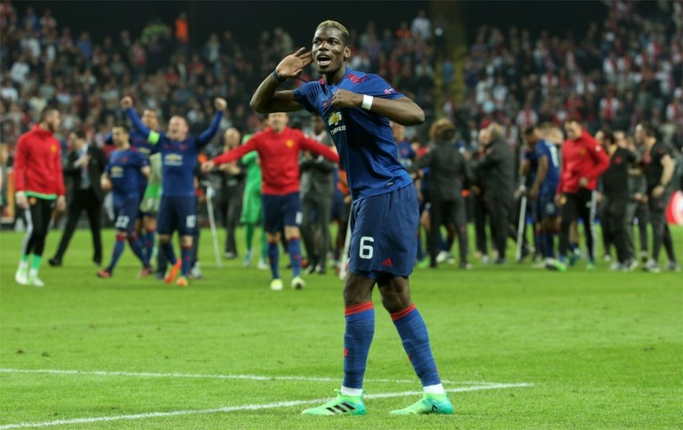 Fellaini en Man United troosten Manchester met eerste eindzege in Europa League