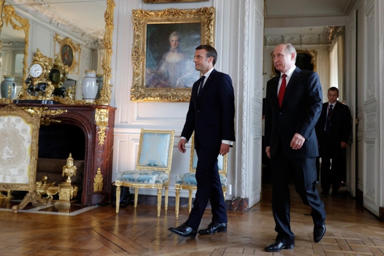 Macron: ‘Vergelding door Frankrijk bij elke chemische aanval’