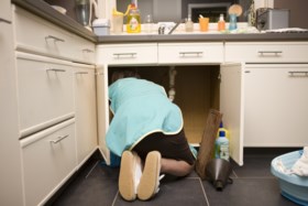 Een poetsvrouw op drie slachtoffer van seksueel geweld: ‘Ze zijn te bang om het te melden’