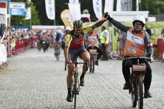 Filippo Pozzato wint dernycriterium Deurne, voor Van Aert en De Plus