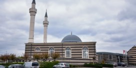  Ook vergrootglas op twaalf andere Diyanet-moskeeën 