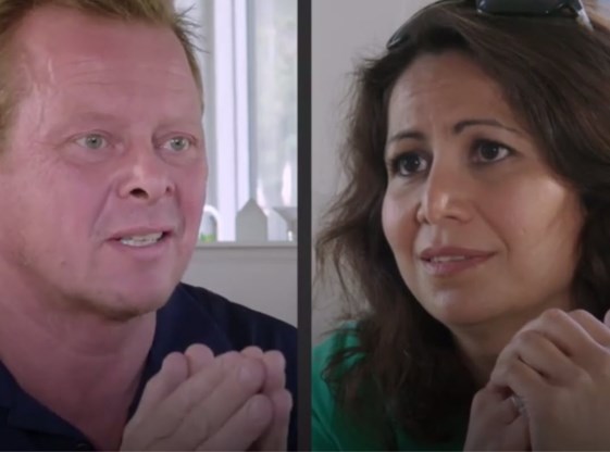 Deense moslima confronteert haar ‘haters’