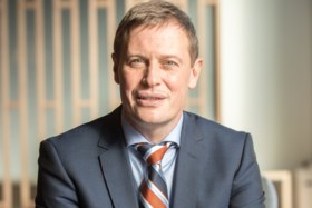 Bedrijfsleider beloont werknemers met reischeque, maar riskeert een boete