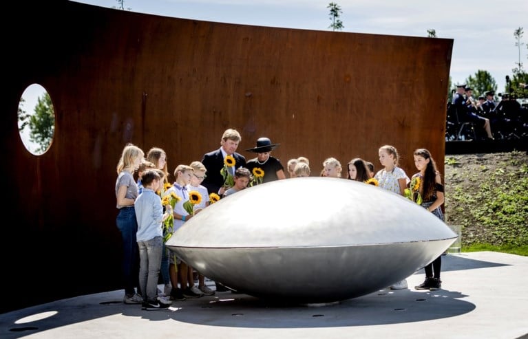 Momument voor slachtoffers MH17 onthuld