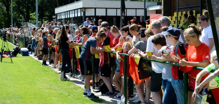 Vierhonderd Belgische fans op open training van Red Flames