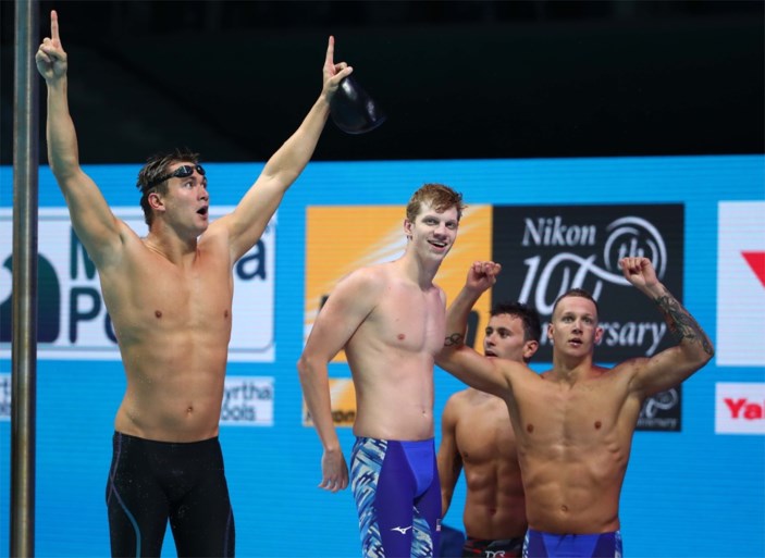 Amerikanen pakken wereldtitel op 4x100m vrije slag