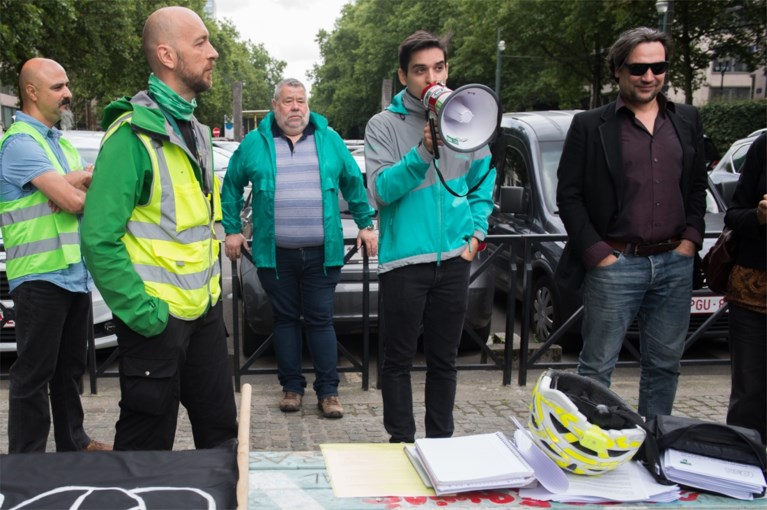 Deliveroo-koeriers protesteren: ‘Het lijkt wel op de koolmijnen’