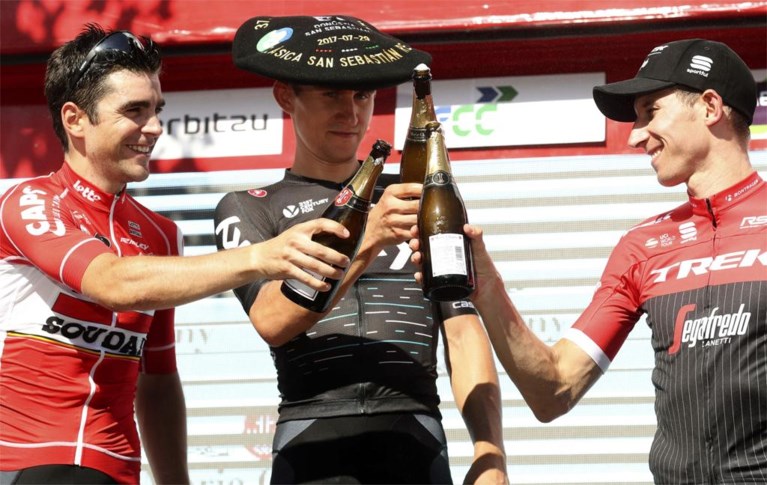 Sky in winning mood: Kwiatkowski verzilvert Tourvorm in Clásica San Sebastián