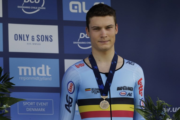 Sébastien Grignard haalt brons in tijdrit voor junioren op EK wielrennen