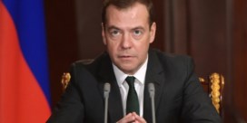 Medvedev: ‘Alle hoop op goede relaties met Trump opgegeven’