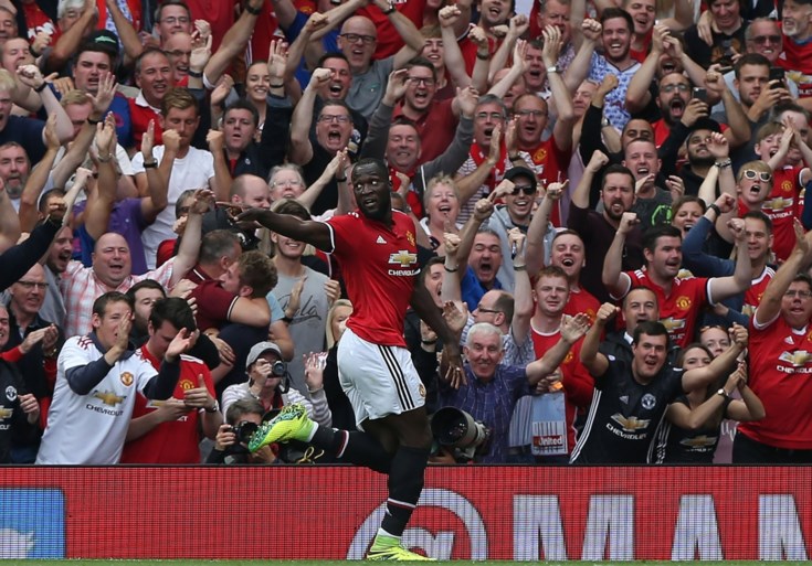 Entree langs de grote poort: Lukaku met twee goals meteen matchwinnaar voor Manchester United