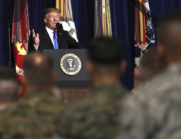 Trump wil Amerikaanse militairen dan toch in Afghanistan houden