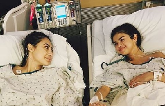 Selena Gomez (25) krijgt nieuwe nier van beste vriendin