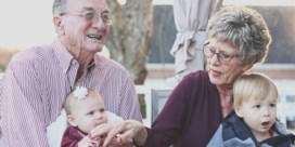 Hebben grootouders recht op tijdskrediet voor de kleinkinderen?