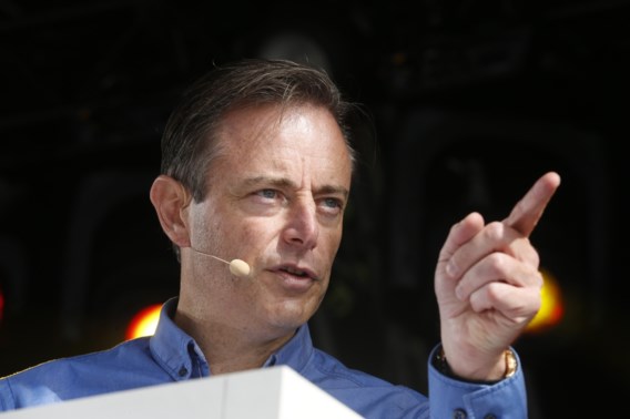 De Wever: ‘Alleen zelfbestuur zal ons werk veiligstellen’