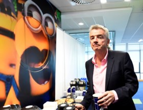 Ryanair belooft piloten betere contracten in brief