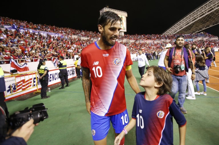 Costa Rica plaatst zich voor WK na doelpunt in slotminuut