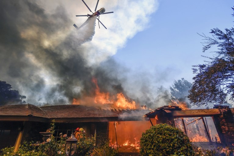 Zeker tien doden bij natuurbranden in Californië