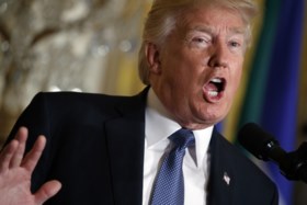 Hillary: ‘Trump is gevaarlijkste Amerikaanse president ooit’