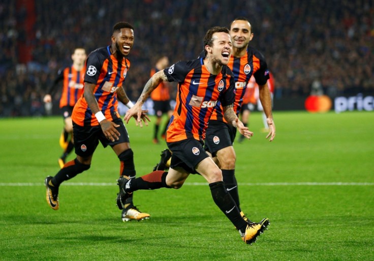 Tottenham speelt gelijk bij Real, flaterende doelman wordt Dortmund bijna fataal in Champions League