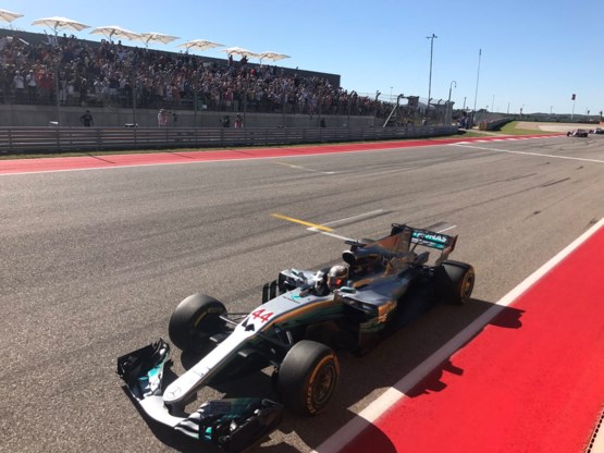 Hamilton wint in Austin, Verstappen verliest podiumplaats na straf