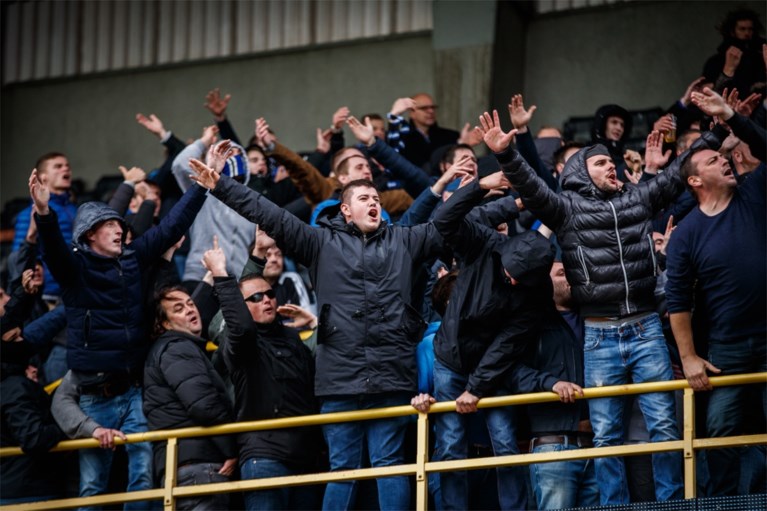 Veldslag na Club-Antwerp: Nederlandse hooligans raken zwaarbeveiligde match binnen met gekopieerde tickets
