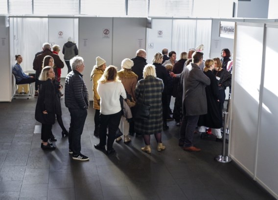 IJslanders trekken naar de stembus