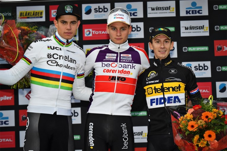 Van der Poel blijft voorlopig ongenaakbaar en soleert ook in Ruddervoorde naar de zege