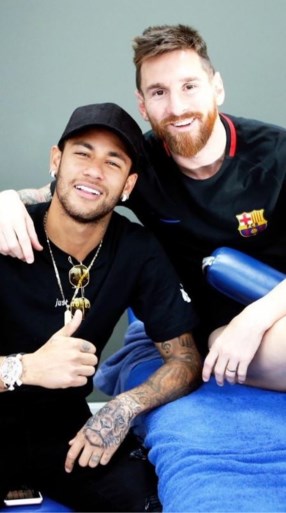 Neymar voor de match tegen Anderlecht: groene coupe en onderonsje met Messi