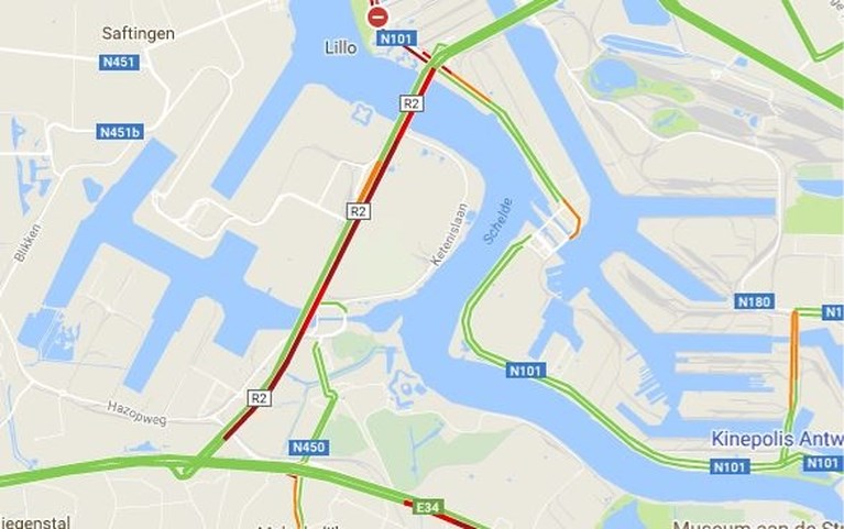 Zware avondspits rond Antwerpen door ongeval en defecte vrachtwagen