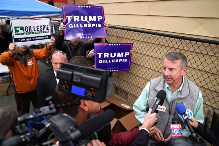 Democraten leveren gouverneurs in Virginia en New Jersey, De Blasio herverkozen als burgemeester New York