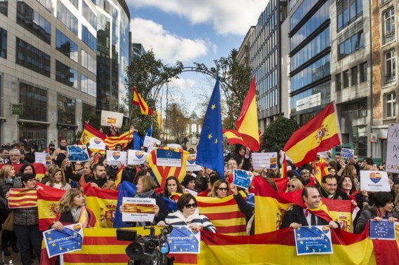 Spaans Grondwettelijk Hof annuleert Catalaanse onafhankelijkheidsverklaring