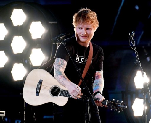 Ed Sheeran raakt gewond tijdens fietsongeval
