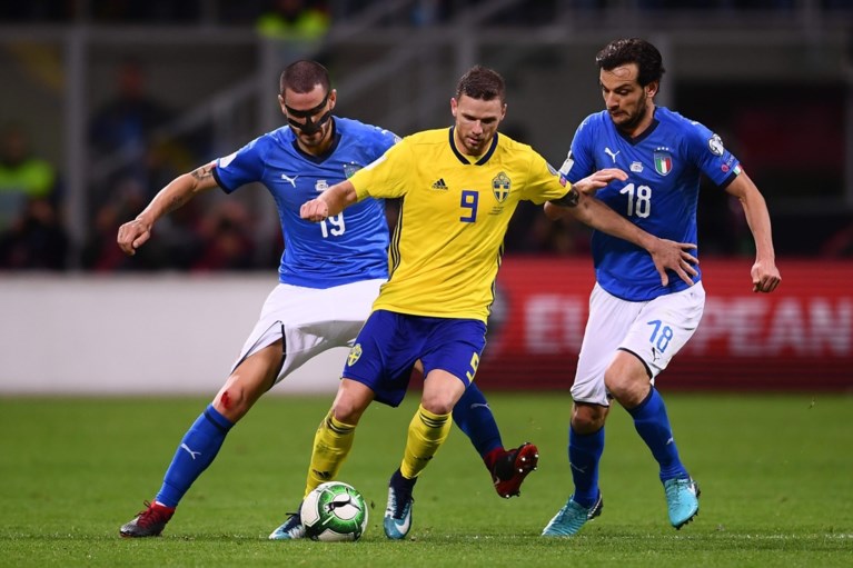Drama voor Italië: geen WK voor Azzurri na resem gemiste kansen en niet-gefloten strafschoppen tegen Zweden