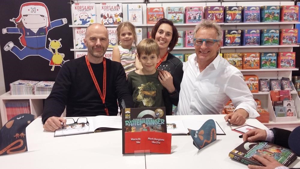 Het best verkochte boek op de Boekenbeurs? Een hoorspel | De Standaard