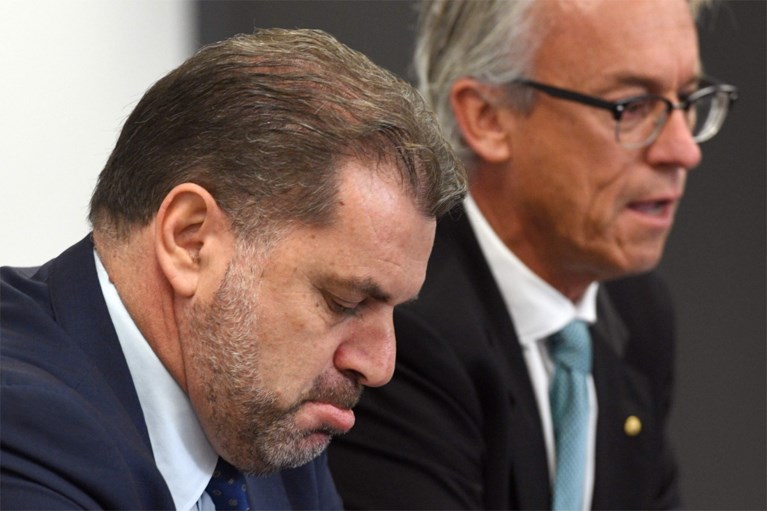 Ondanks WK-kwalificatie stapt Australische bondscoach op, Mat Ryan is “geschokt en bedroefd”