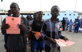 Na berichten over slavenhandel: Libische leider aanvaardt plan om migranten weg te halen