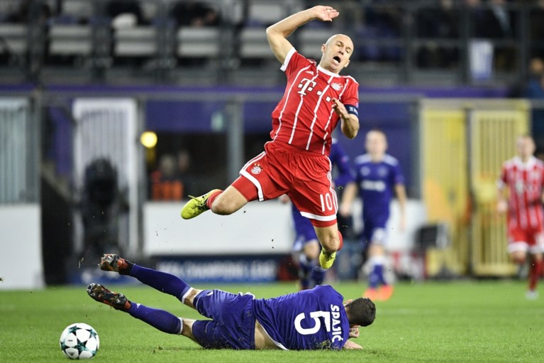 Blessuregevoelige Arjen Robben likt zijn wonden na Anderlecht en is alweer even out