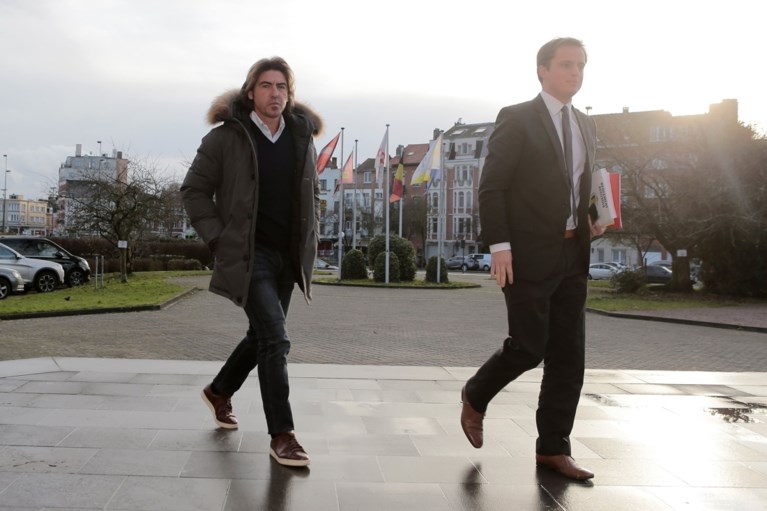 Standard vangt bot, boze trainer Sa Pinto blijft twee weken geschorst