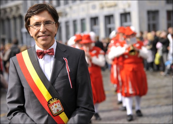 Di Rupo nu ook in zijn eigen stad onder vuur