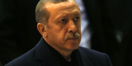 Turkije zet opnieuw 2.700 ‘dissidente’ ambtenaren op straat