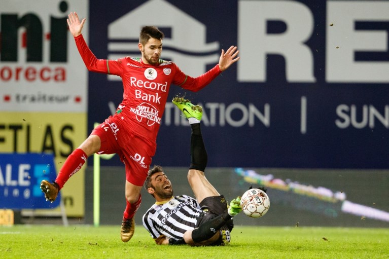 Zulte Waregem verliest met 9 tegen Charleroi 0-4