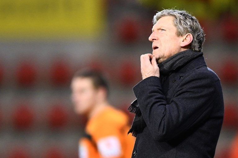 Zulte Waregem verliest met 9 tegen Charleroi 0-4
