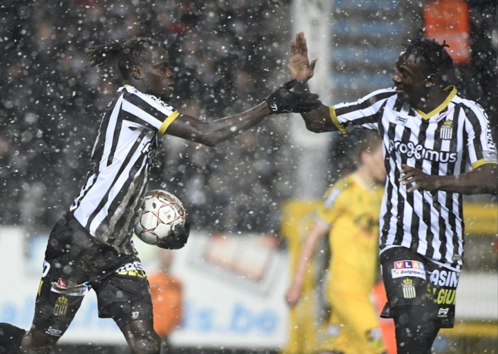 Lokeren raapt punt op Charleroi