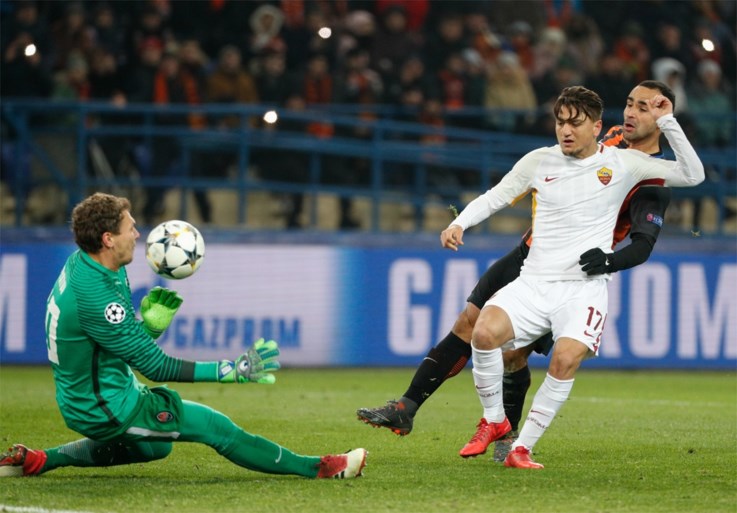Bleke Nainggolan gaat met AS Roma onderuit tegen Shakhtar Donetsk