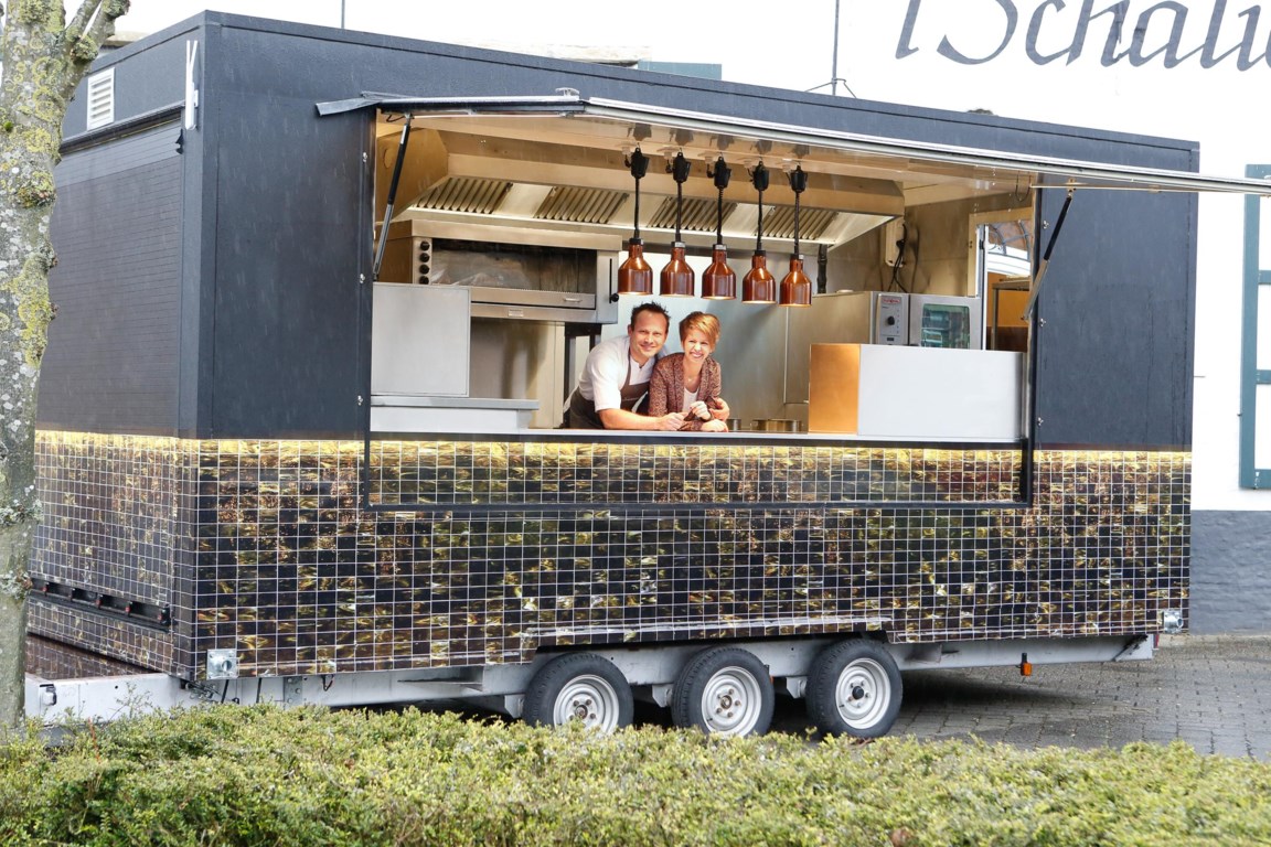 Frituur 't Steen krijgt tweede leven als foodtruck ...