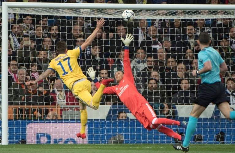 Drama voor Juventus: Real Madrid ontsnapt in extra tijd aan blamage dankzij strafschop en rode kaart