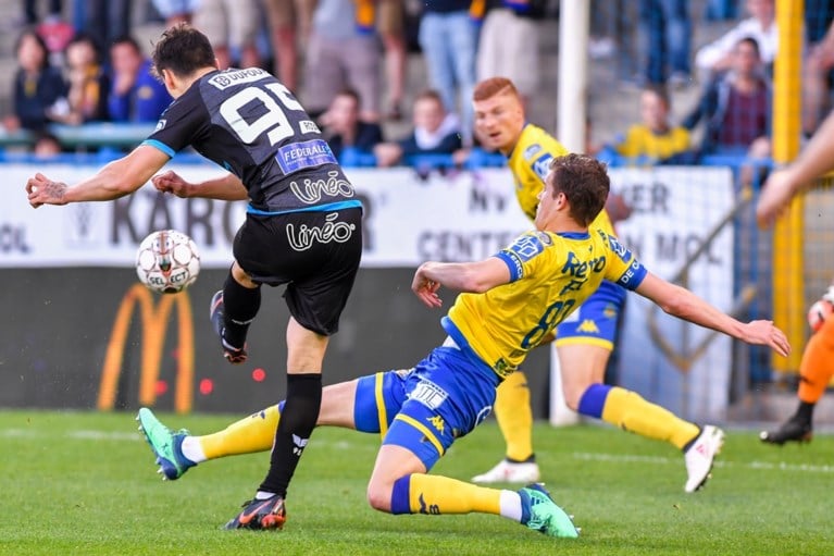 Thelin bezorgt Waasland-Beveren eerste zege in Play-off 2A